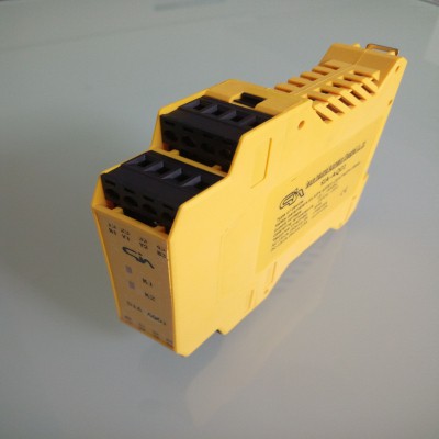 SIA-AQ01 安全继电器模块