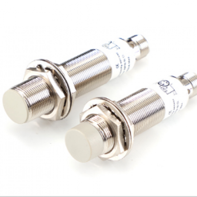 M18-M12长距离电感式接近开关接头式 ​SIF08E-M18-APX-S12    SIF12E-M18-APX-S12